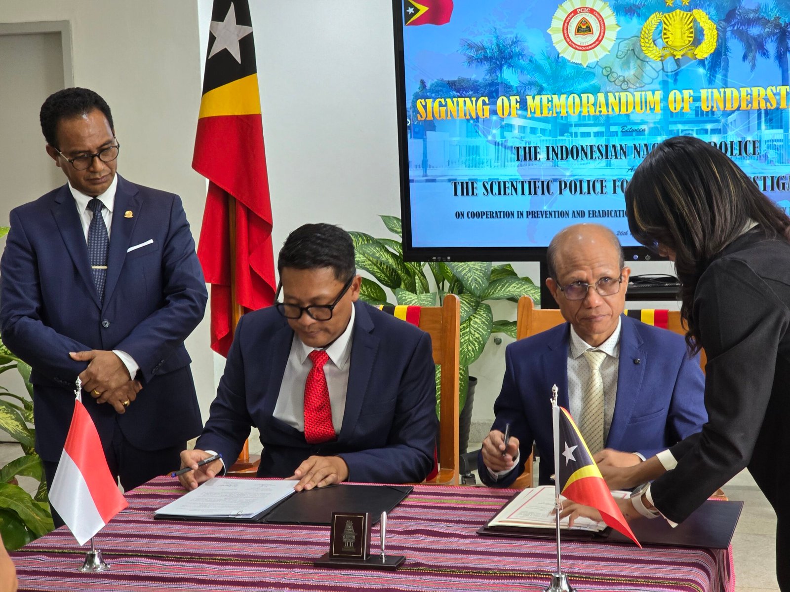 Perkuat Hubungan Bilateral, Polri dan PCIC Timor Leste Tandatangani MoU Pemberantasan Kejahatan Transnasional di Dili